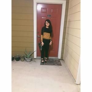 Meet your Posher, Ashley